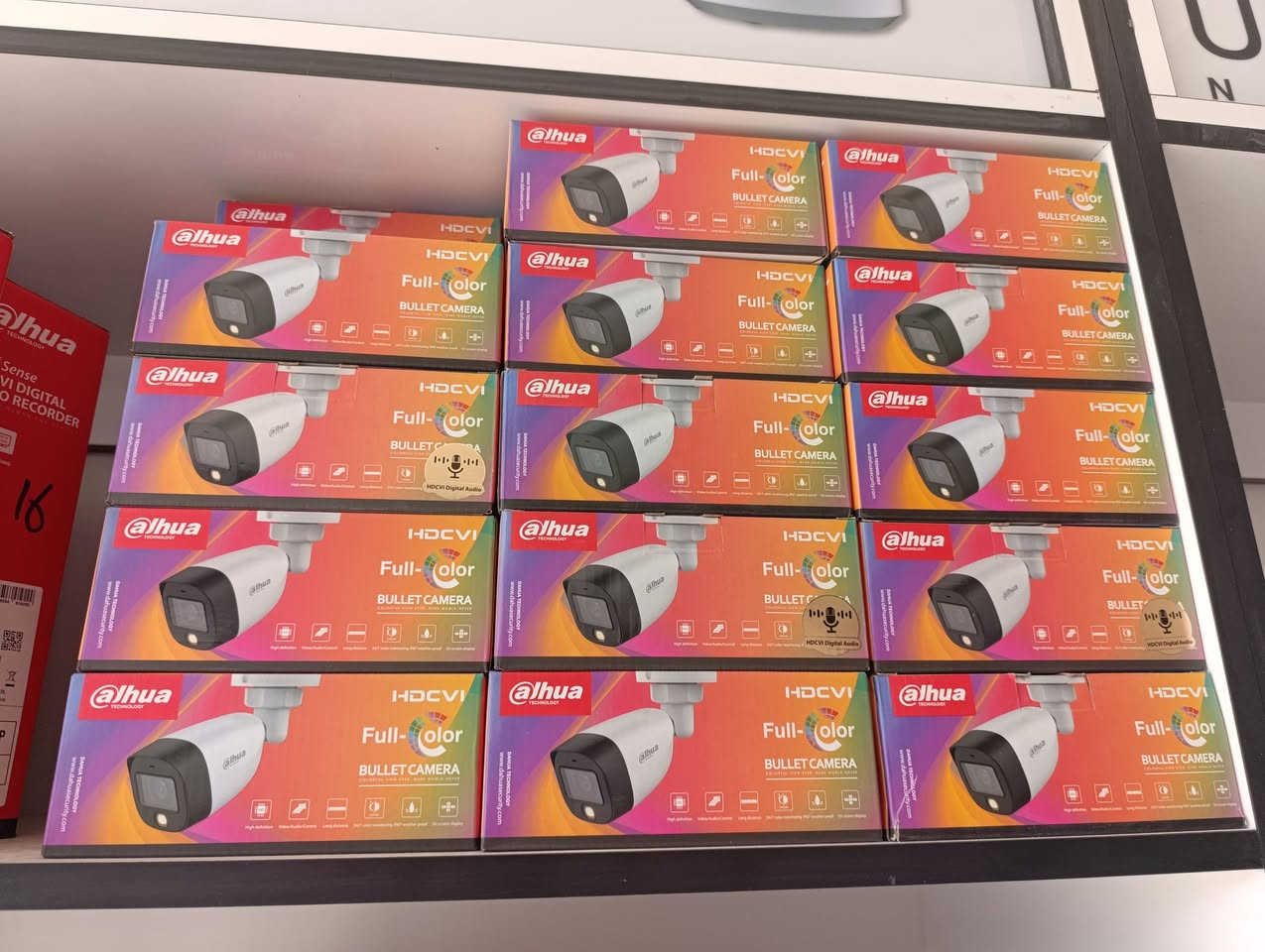 💥  كاميرات المراقبة = أمانك بيدك! 👌

اليوم كاميرات المراقبة هي ضرورة لكل بيت ومحـل وشركة 

أهمية وجود كاميرات المراقبة:
🛡️ تحمي ممتلكاتك: تكشف أي محاولة سرقة أو اعتداء.  
📱مراقبة من أي مكان: تابع بيتك أو شغلك مباشرة من موبايلك.  
🌗 رؤية واضحة ليل ونهار: توثيق واضح لكل لحظة وبأعلى جودة.
🔍 توفر دليل قوي: إذا صار حادث، الكاميرات تكشف الحقيقة بالصوت والصورة. 

تحتاج كاميرات؟
إحنا نوفر الك تجهيز وتنصيب كاميرات مراقبة بجودة عالية وأسعار تنافسية ومن💥💥( ماركة دهوا وهيكفجين الاصلي )💥💥

✅ تركيب بشكل منظم يغطي الزوايا المهمة
✅ ربط الكاميرات بأجهزة الموبايل  
✅ ضبط الإعدادات حسب احتياجاتك الخاصة مع شرح طريقة الاستخدام خطوة بخطوة

📞 مكتب المهندس لكاميرات المراقبة ومنظومات الانترنت
الناصرية -الموحيه شارع السايدين - فرع تجهيزات اكرم 
المهندس سلام عبد علي 
📱 ***********
