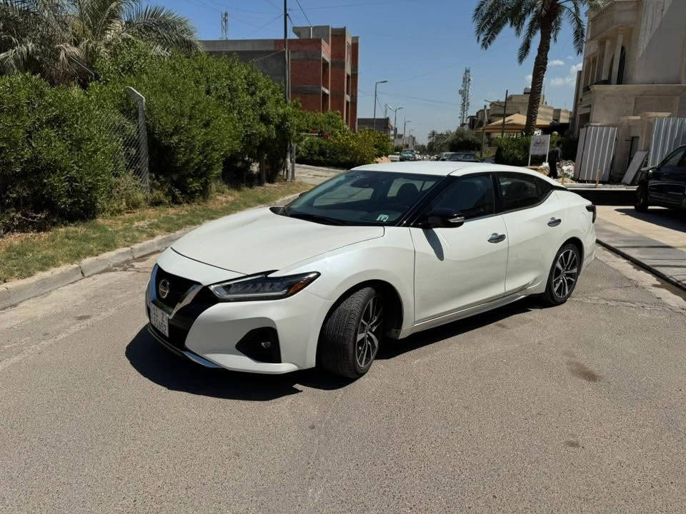 مكسيما SV 2023 للبيع

المواصفات العامة:

•  اللون: أبيض لؤلؤي (لوك)
•  الممشى: 26 ألف ميل
•  كانت 20 ألف عند الشراء من المزاد

المواصفات:

•  محرك 3.5 V6 بقوة 300 حصان
•  بصمة + تشغيل عن بعد
•  شاشة + Apple CarPlay
•  كاميرا + رادار + نقطة عمياء
•  مثبت سرعة
•  جلد + تدفئة مقاعد
•  مقاعد كهرباء للسائق والراكب

الحالة:

•  نظيفة جداً وعلى وضع الشركة
•  3 قطع صبغ بارد متفرق
•  بدون أي صبغ داخلي
•  شرط السونار والفحص
•  شغل نظيف وجميع القطع أصلية 100%

السعر:

•  134
•  البيع فقط، بدون مراوسة
•  السيارة مكلفتني أكثر من 180 ورقة

للتواصل:

•  للجادين فقط
•  رقم الهاتف: ***********
•  الموقع: بغداد، الدورة، جمعية خير الله
