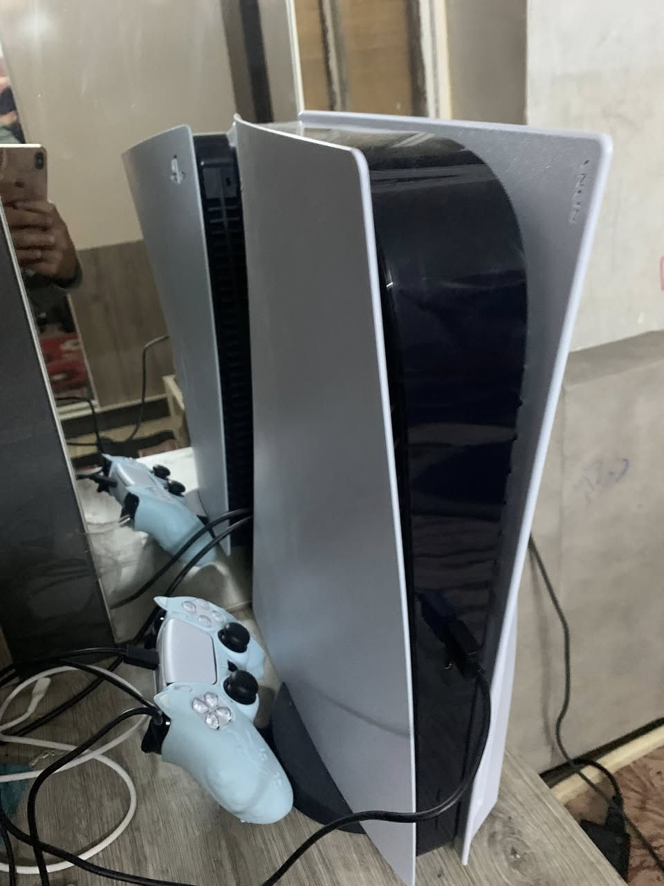 استخدام اسبوعين
بلي 5 فات وويا يوبي اس و يده اصليه و قرص gta v


**إذا كنت صاحب هذا الإعلان وتريد حذفه لأي سبب، رجاءا أرسل رسالة إلى الدعم الفني**