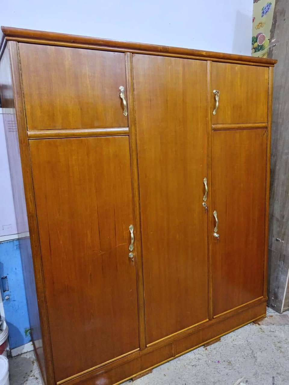 كنتور ابو 3نضافة داخل وخارج صاج نجاره عنوان كوت حي جهاد الاستفسار اتصال ***********
