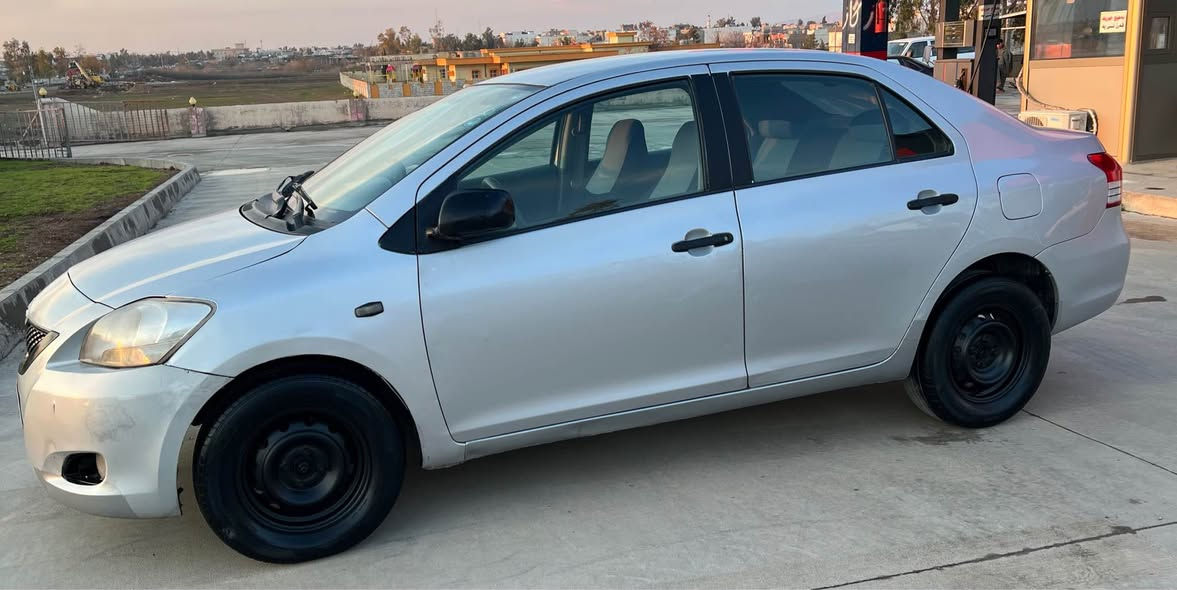 يارس 2009 گير عادي 2 پارچةي بوياخة بي ناو گرتن نرخ 70 گةلا و مةعامةلة 
***********
*********** السليمانية, العراق
