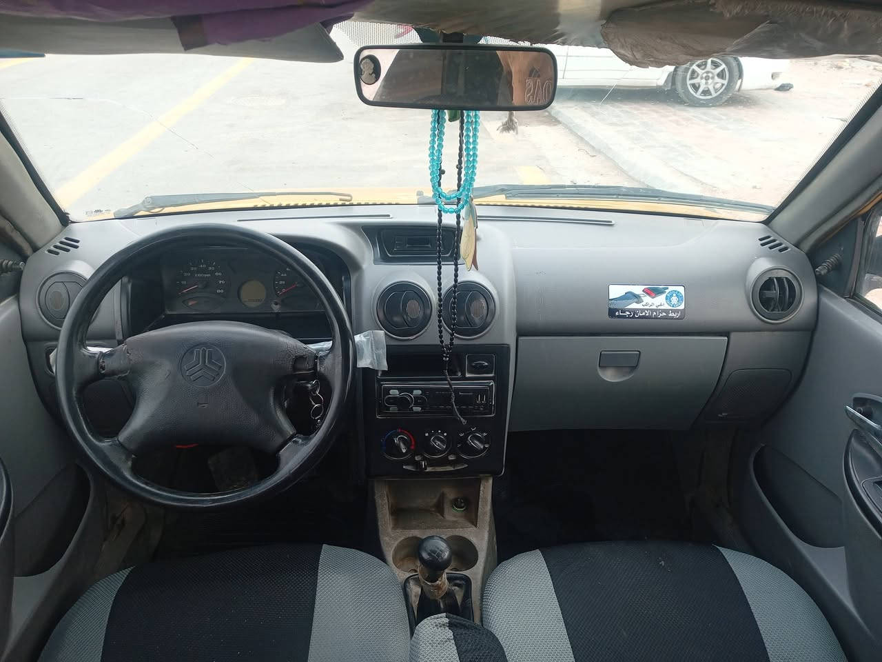 السلام عليكم اليوم جوكر الشارع والدولار واصولي وغراضها بألاف سايبه موديل 12 رقم بغداد دولي مصفرة هيئه و غرامات سيارة بلاديه لا ضربه ولا صبغ حداديه تخم تاير وكهربائيات ودواخل كلها جديده مكينه وكير خير من الله لاتنقيص ولا تبخير سيارة بلاديه ما بيها قطرة صبغ مكاني كربلاء السعر 21 وبيها مجال قليل قليل ***********
