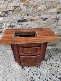 للبيع ميز مكينة فراشه تفصال السعر١٥  الف  اتصال  07751711600