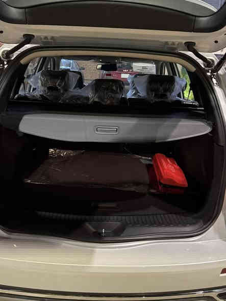 السلام عليكم للبيع بسعر مغري جداً           مستعجل على البيع جوه السوك بهواي
رينو  كوليوس زيرو ضمان 5 سنوات  او 150 الف كيلو متر
رقم بغداد 
موديل ٢٠٢٥
محرك ٢٥٠٠تنفس طبيعي
كير ومحرك نيسان بلادي
سلايد روف بنورامة
ثلاث انظمة قيادة 
فور ويل
بصمة تشغيل ودخول ذكي
فتح الصندوق بحركة القدم
تبريد قطعتين 
شاشة لمس
كشنات جلد
وبعد هواي مواصفات بيها
مكان السيارة بغداد حي العدل
رقم الهاتف / ***********
