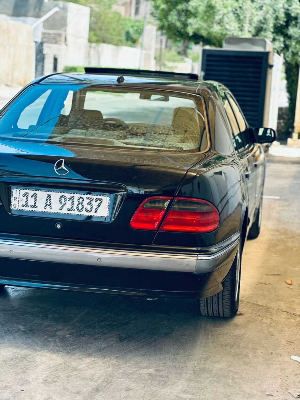 يالله سلام عليكم 
سعر 128$ بيه مجال للشراي مرسيدس w210 ام عيون مكينه V القوي والمرغوب  موديل 98 فول موصفات افنكارد مكينه V كير صدر تبريد مكفول تبريد ثلج سياره جاهزه من كل نواحي تخم تاير قبل سبوع دهن فلاتر ادامه عليها رقم بغداد (11)  جديد هزه سنويه جدد تحويل مباشر مكفوله من ضرر ومن تبدي (صبغ بنيد وجملغ وباب  فقط اثر جراد )موس سياره كلش جديده كشنات جلد كهرباء تجاوي كهرباء خزن ميموري مري شفط اشاير شاشه بلوتوث سياره حلوه
 مكاني بغداد 
رقمي للتواصل ***********
