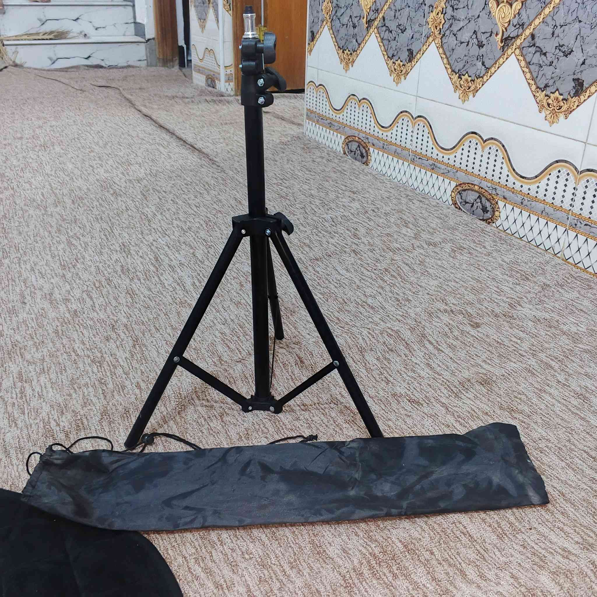 قطعتين استاندات الي يفيدنه اول تم 20


**إذا كنت صاحب هذا الإعلان وتريد حذفه لأي سبب، رجاءا أرسل رسالة إلى الدعم الفني**