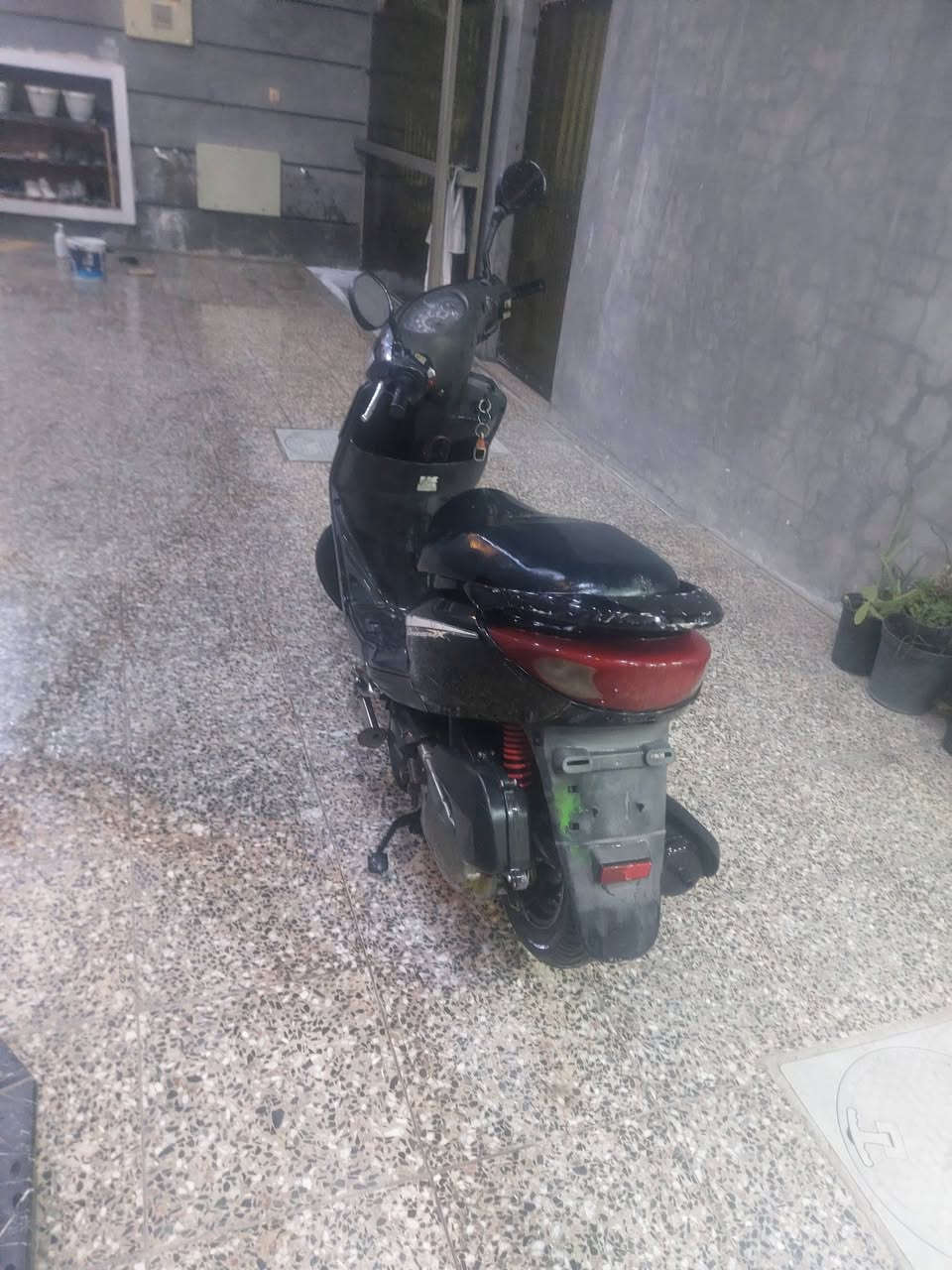 سلام عليكم حبايب دراجة ابريز البيع دراجة خير من لله شغاله سلف و هندر كهربائياتهة كلهة شغالة مكينة ما مفتوحه السعر 425 وبيهة مجال الشراي رقم الهاتف *********** واتساب هم متواجد
