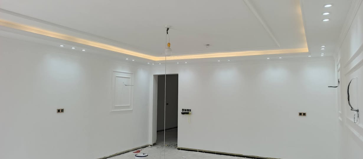 سلام عليكم عمل كافة انواع الديكور الخارجي والداخلي
جبس سحبات 
بديل الخشب بديل الرخام شيبورد 
سقوف ثانوية تغليف اشرطة جدارية 
صبغ داخلي وخارجي الاستفسار الاتصال ع الرقم واتساب ***********
