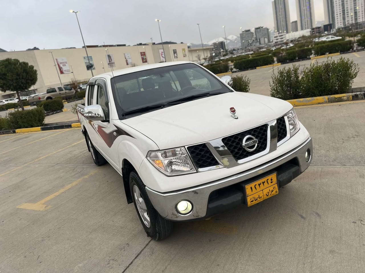 نیسان ناڤارا مۆدیل ٢٠١٣ مەکینە بیلاد پێنج پارچەی ڕەشە لەسەر ساخی پارچەکانی فرۆشراوە سەنەوی لە ٢٠٢٥مانگی ١٠ بەسەر چوە گێڕ و مەکینە بە شەرت بێ سارد بێی شوخت بەشەرتی تەحویل خرامە براوە نرخ٩٩ گلاو معامەلە ژم*********** السليمانية, العراق
