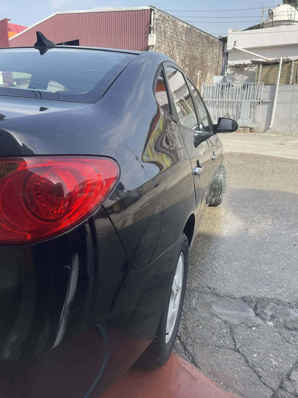 ماشەڵا لە ماڵی هەموو لایک 
هۆندا ئاڤانتی 2008 قەپات مواسەفات
سڵایت
ئاوێنە ئیشاڕەت  
جڵد و هیتەر 
کامل مەسرەف 
کەڤەر گۆڕاو نیە بەشەرت
گێڕ و مەکینە بەشەرت 
سەقفی بەشەرت
*********** Singapore
