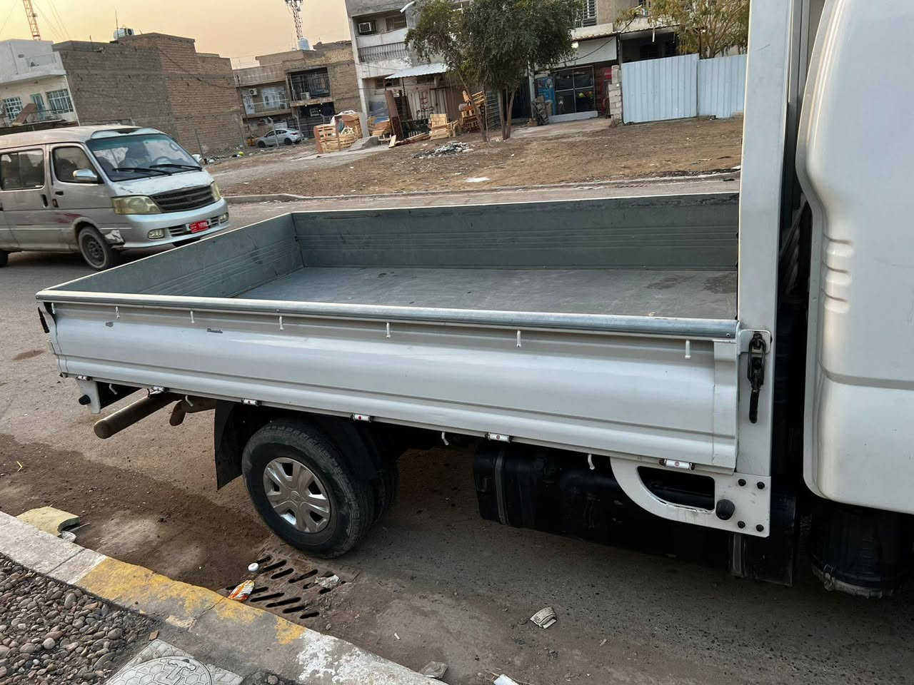 كيا حمل 2016للبيع محرك بداية تبخير مسكر رقم بغداد باسمي السنوية ل 28 قطرة صبغ مابيه شرط التحول السعر 118بغداد الثعالبة ***********
