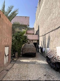 بيت للبيع ( بسعر قطعة ارض ) مساحة 250  في حي اور 600 اقرب نقطة دالة مد...