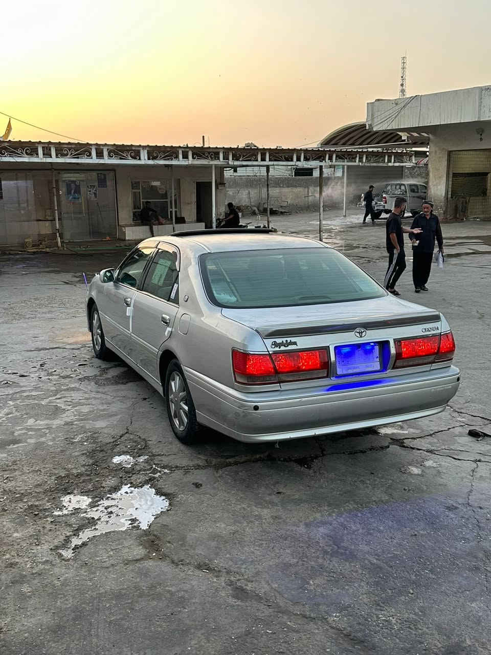 سلام عليكم جنون مديل ٢٠٠٢ البيع  تسجيل جديد قرار ثمانيه وربعين  سياره فول موصفات فتح  سياره  مكينه ديفور جبير  سعره ١١٨$ وبيه مجال عنوانه ميسان العماره ***********::/***********
