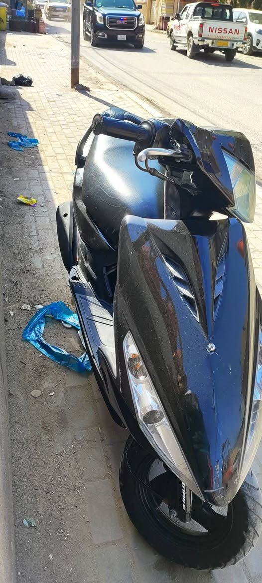 ماكس مضلع نوزل ياباني خطين موديل 10 مكفوله كفاله عامه من كلشي مكينه مامفتوحه شرط الفحص ختم واحد وي لمكينه شلعه ومعدل فول كفرات بلاديه كلشي شغال مابيه نقص باتري جديد دهن جديد سعره 850. وبيه مجال حق الجيه الدراجه رمبه مكاني بصره قبله الشراي يتصل مو شراي لا تعلق من يمك ***********
