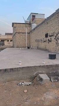 ام الصورة الزعفرانية • ٧٥م • سند ٢٥