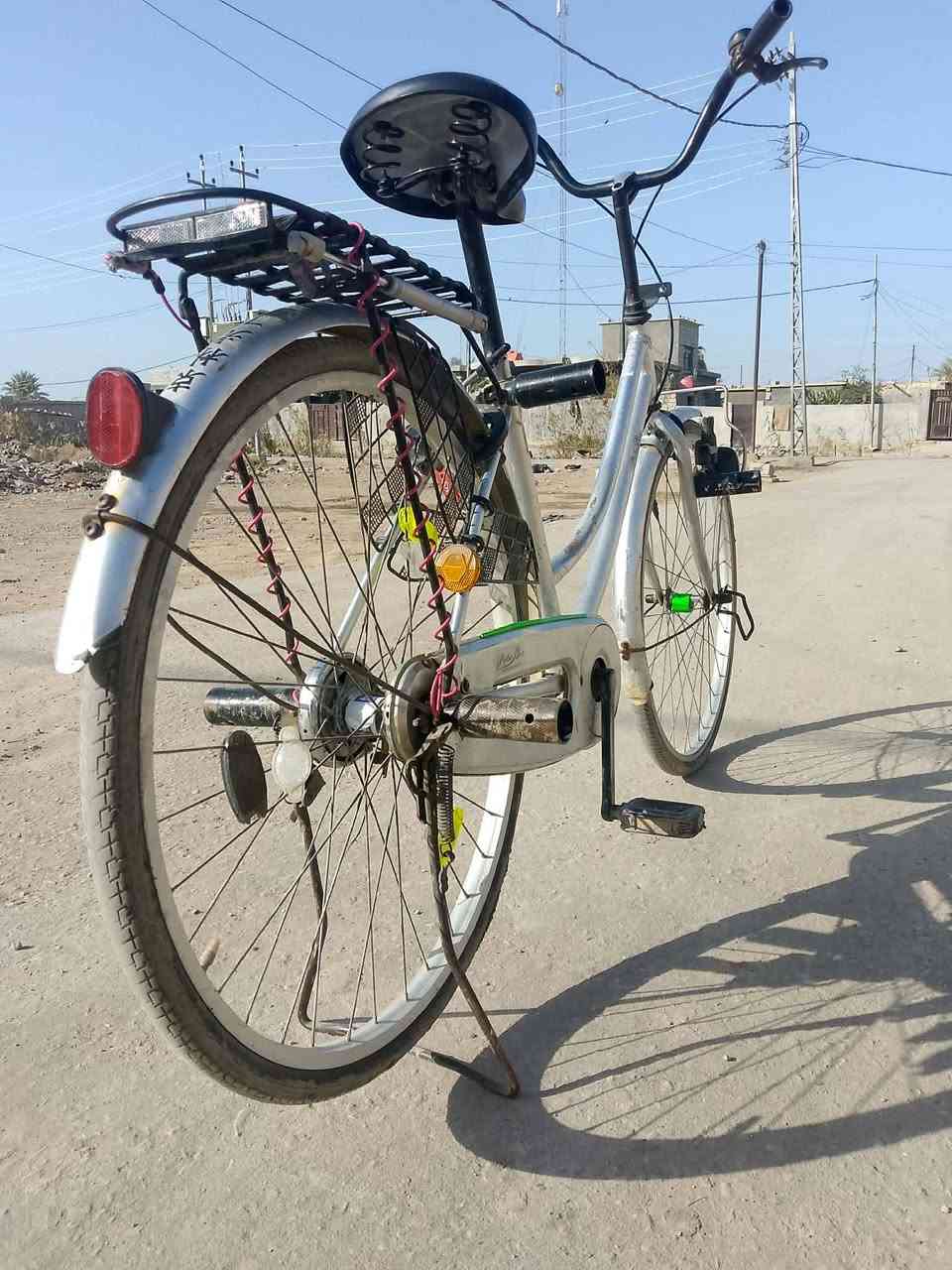 سلام عليكم باسكل موديل 2017 اللون رصاصي سعر 90 وبي مجال بسيط رقم ***********
