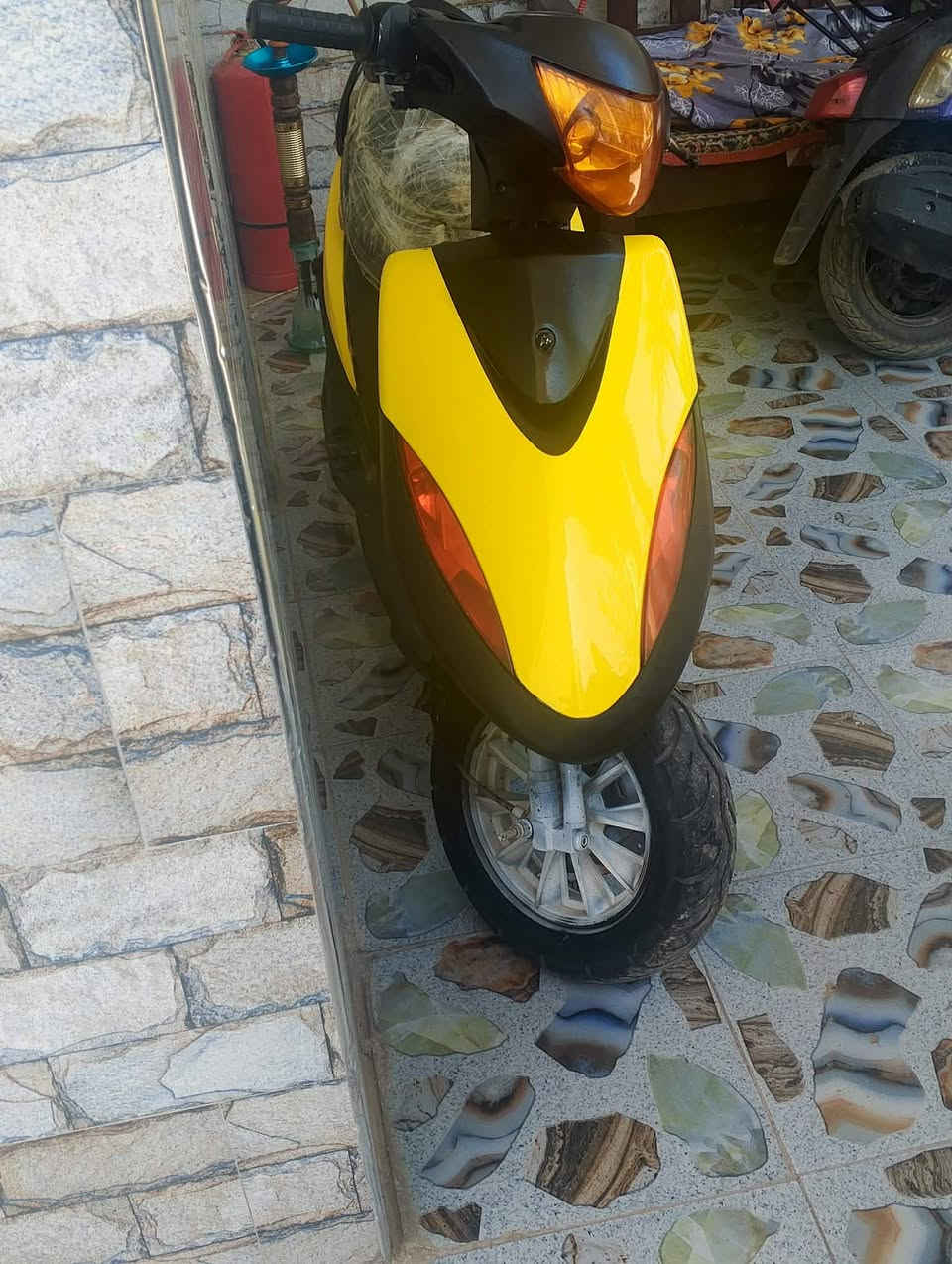 السلام عليكم ماكس عدله محرك مفتوح ولفات فقط موديل 2005الدراجه جاهزه نقصه باتري وتنضيف كابريته فقط شلعه ومعدل خير من الله مكاني مسيب شارع ابو لوكه ،،،،السعر 400وبيه مجال الاستفسار خاص او اتصل على الرقم ‏‪***********‬‏.
