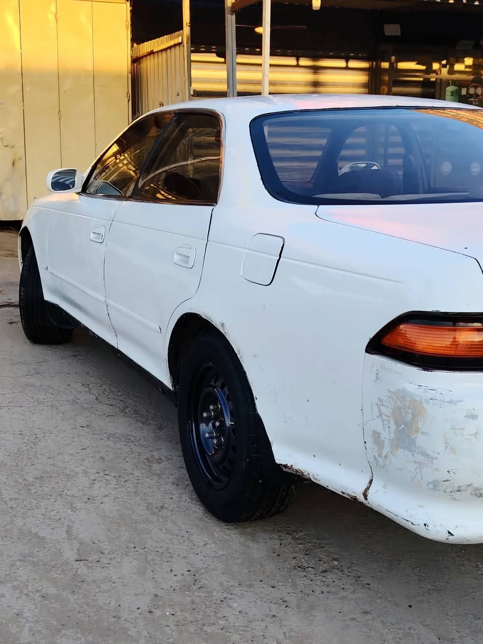 مارك 2 للبيع مكينه وكير ونجي جدد
رقم بصره دولي بسمي مداور ثاني يوم
حداديه نضيفه تبريد شغال تخم تاير جديد
للعلم سياره كصتين
مكان السياره نجف كوفه
السعر 42 بيه مجال 
استفسار ***********
