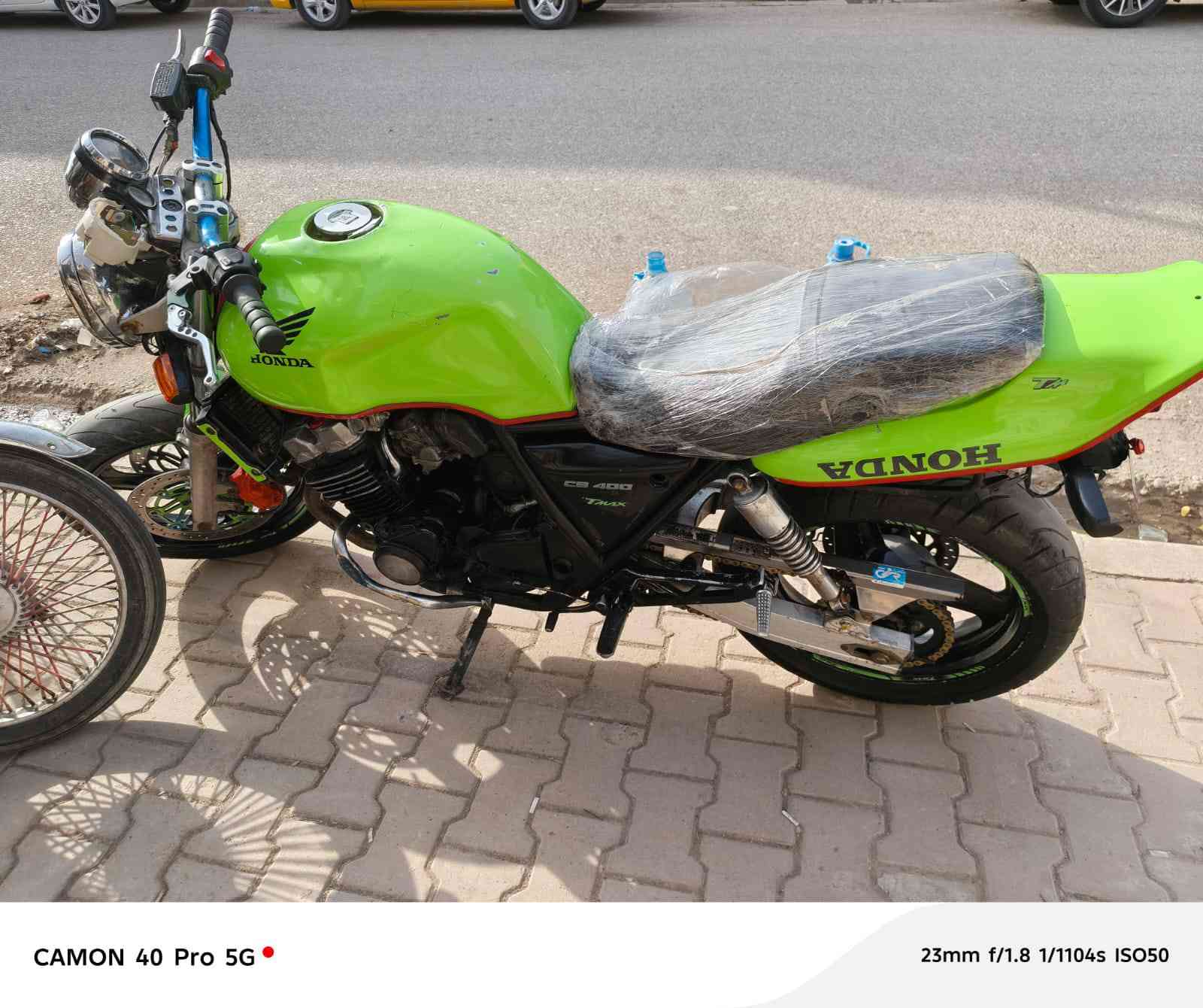 مكلف بل نشر سيبي 400اوراق كامله 
مكانها كركوك التفاصيل عل رقم 

***********
