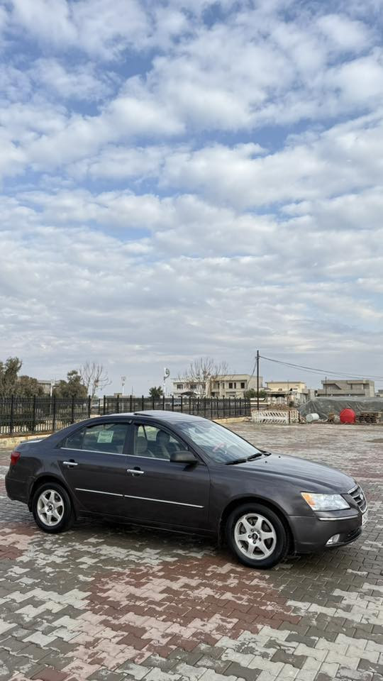 السلام عليكم للبيع فقط
هونداي سوناتا 2010 وارد أمريكي فول مواصفات لميتد 1/1 رقم كركوك دولي مشروع وطني شرط تحويل ثاني يوم محرك V6 حجم 3300 محرك و كير شرط مكفولات تخم تاير صدر خلفي و امامي جديد باتري جديد تبريد ثلج السياره ضرر أمريكا جاملغ خلفي  السياره مكفوله من لغود و شواصي و تكم و صار بيهاا جراد و اني بيدي صبغتها حزام بدون دواخل السياره جديده و مال جناي شرط ترايهاا زيرو وين ما يعجبك اطلع بيهاا 
المكان صلاح الدين 
السعر 90 وبيهاا مجال للطيبين و اعتذر عن الاقساط و الوعده و اللي يحب تفاصيل اكثر الاتصال على الرقم 
***********
***********
