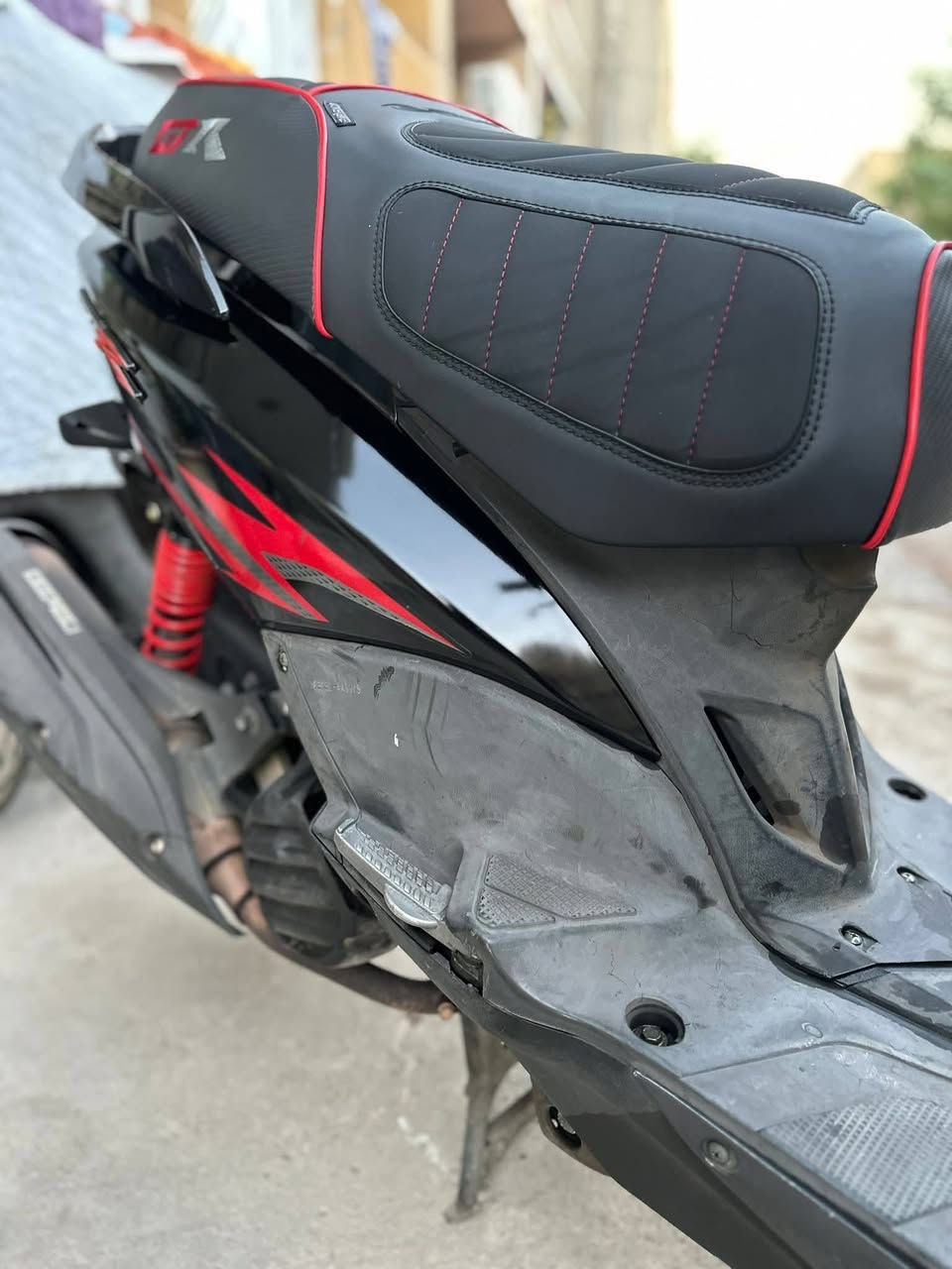 السلام عليكم جتي ار للبيع صار شهرين من نازله جبتهة ماشيه ٢١ الف هسه ماشيه ٢٢ الف دراجه جديده وحلوه ومرتبه مكفوله كفاله عامه جيب فيتر وفحص شعله ومعدل تشك لكاع مكينه خرسه سعرهه مليون ٣٠٠ بيهة مجال قليل ***********
