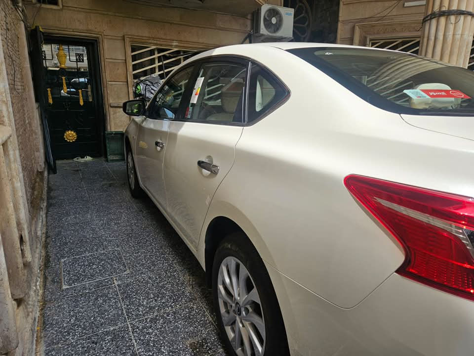 سنترا 25 زيرو
السياره ماشيه 400 كيلو
سعر السياره 135$
مواصفاتها معروفه
باسم صاحبها تحويل
ثاني يوم ان شاء الله
مكان السياره سيديه
للاتصال ***********
ملاحظه السياره مغلفه من 
الداخل
