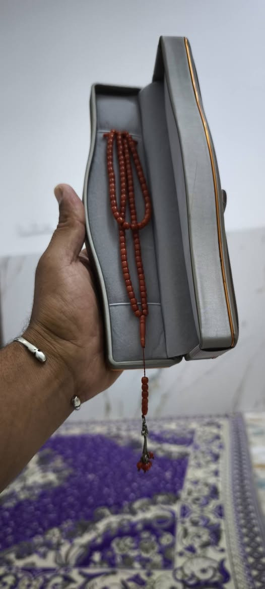 اللهم صل على محمد وآل محمد الطيبين الطاهرين 🕊️
هنا المرجان عنون الاصاله والجمال قطعه انتيكه متحفيه قديمه على الراغبين بالشراء التواصل خاص او اتصال *********** ميثم الساعدي
