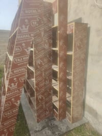 رفوف خشب لبيع 07710562317