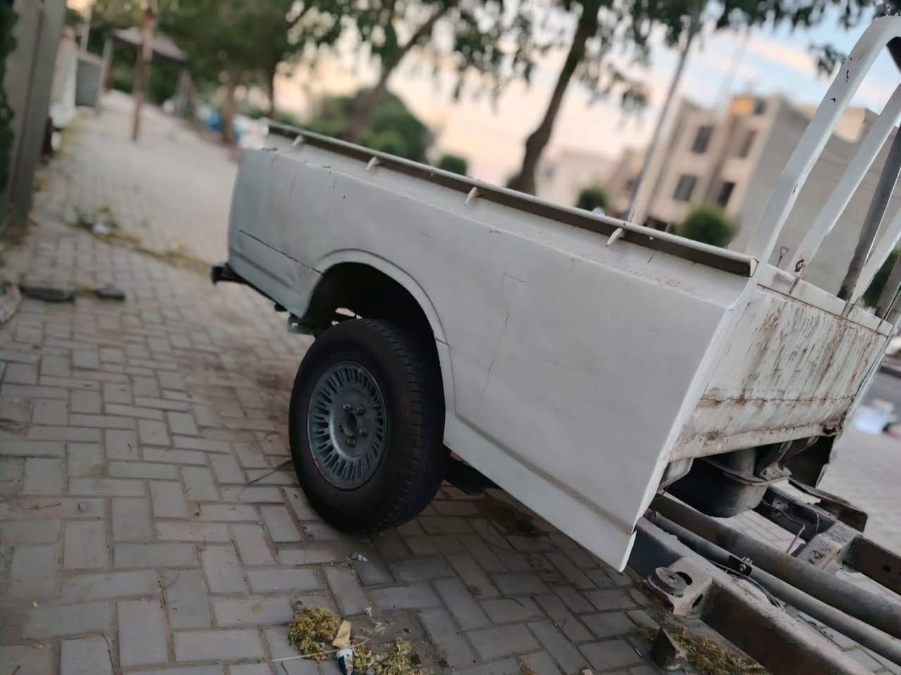 يوجد بدي بيكب تيوتا 80 و بدي بيكب 78  كذلك وياله وتايرات جديده


**إذا كنت صاحب هذا الإعلان وتريد حذفه لأي سبب، رجاءا أرسل رسالة إلى الدعم الفني**