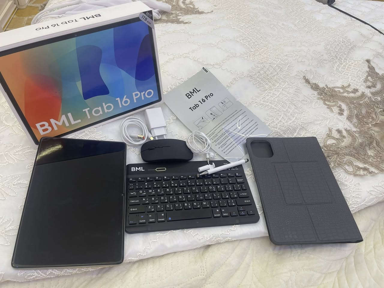 متوفر تاب 16 برو للبيع
المواصفات مالته 

الإصدار اندرويد 

ذاكره العشوائية 16 جيجابايت 

سعه التخزين الداخليه 256 

البطاريه بسعه 7700مللي أمبير 

الشاشه دقه HD 

يدعم كل الشبكات 

كاميره دقه HD 

يجي ويا كيبورد او مواس او كفر او شاحنه او سماعات او قلم للشاشه 

وبي مكان سيمكرت ومكان ميموري ✋✋

والي يحب يتفضل خاص ✋


**إذا كنت صاحب هذا الإعلان وتريد حذفه لأي سبب، رجاءا أرسل رسالة إلى الدعم الفني**