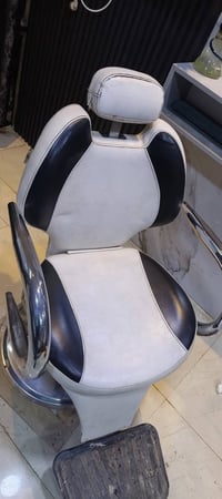 للبيع الجك عاطل حلو وكلش نضيف السعر٨٠ وبي مجال مكاني حله 07800530602