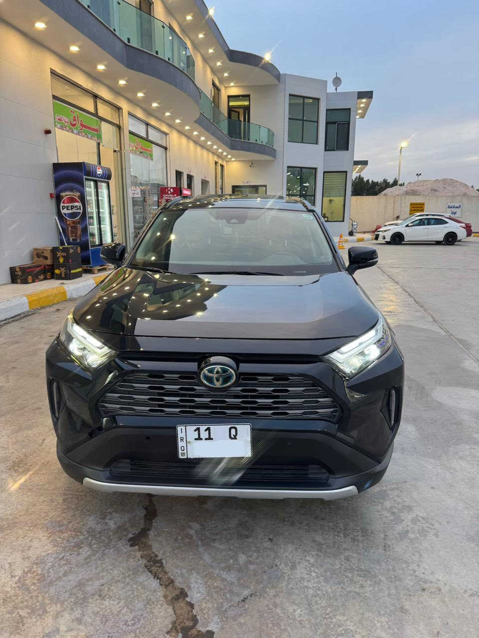 السلام عليكم
للبيع نقد فقط بدون مراوس 2023

Toyota Rav 4 هايبرد 

مواصفات XLE awd (فور ويل ) فول 

فتحه بصمه تشغيل + ابواب + سايدبريك بصمه 

رادارات حساسات امامية + جانبيه 

اوتو لايت +لايت زنون  اوتو هولد 

3 وضعيات قياده (ايكو سبورت نورمال )

كشنات تدفئه + تبريد 

شاشه كاربلاي + عدادات دجتل

4 جام اوتو  

ويل كب 17 كروم 

ماشيه 47 الف سياره استعمال شخصي 

 صور الحادث موجوده بدون ايرباك وهذا رقم الشاصي 

4t3rwrfv0u109593

اكو طخه خفيفه بالباب اليمين الامامي ممصلحه 

رقم بغداد شرط التحويل

مكان بغداد الغزاليه او شارع فلسطين

السعر 230 ورقه متعجبك السياره تاخذ اغاتها

خاص مغلق مغلق ⚠️⚠️

اتصل واتساب *********** احمد
