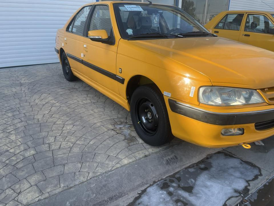 بيجو بارص موديل ٢٠١٨ كفاله عامه من صبغ وتبديل رقم دولي ماشيه ١٠٠ سعرها ٦٣ وبيها مجال بسيط مكان سياره
بغداد رقم هاتف ***********
