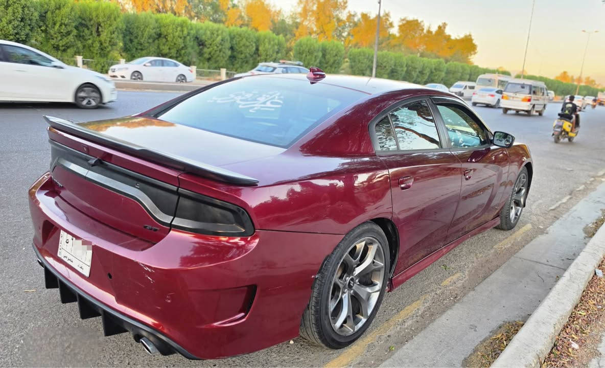 السلام عليكم للبيع دوج جارجر مديل 2019 GT فول مواصفات سلايت بصمة كشنات جلد مواصفات معروفة رقم بغداد باسمي سيارة جاهزة كير محرك صدر تبريد كهربائيات كاملة بيهة قطع صبغ مابيهة اي دواخل السعر 170 وبيهة مجال مكاني بغداد رقم الهاتف *********** بغداد, العراق
