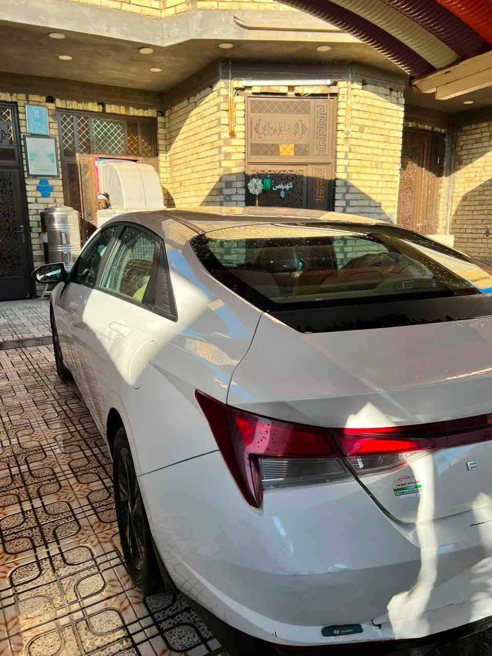 سلام عليكم 

النترا افانتي 

مديل 21

سياره جديده خير من الله 

تبريد ❄️ ثلج

ضرر قطعه وحده جاملغ خلفي 

مكينه 2000

السعر 141وبيه مجال 

مكان السياره واسط كوت مركز المدينه

رقم الهاتف ***********
