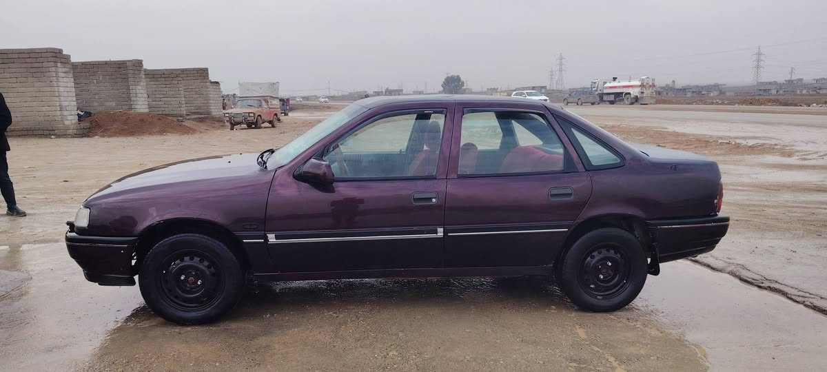 فكترا 18. موديل ٩٢
كير عادي
صبغ دواير خلفي مع دوسات
صندوك مبدل
اني الشرعي سنوية ٢٠٢٩
مكانها قرية العاشق الكسك
سعرها ٣٧ وبيها مجال بسيط


**إذا كنت صاحب هذا الإعلان وتريد حذفه لأي سبب، رجاءا أرسل رسالة إلى الدعم الفني**