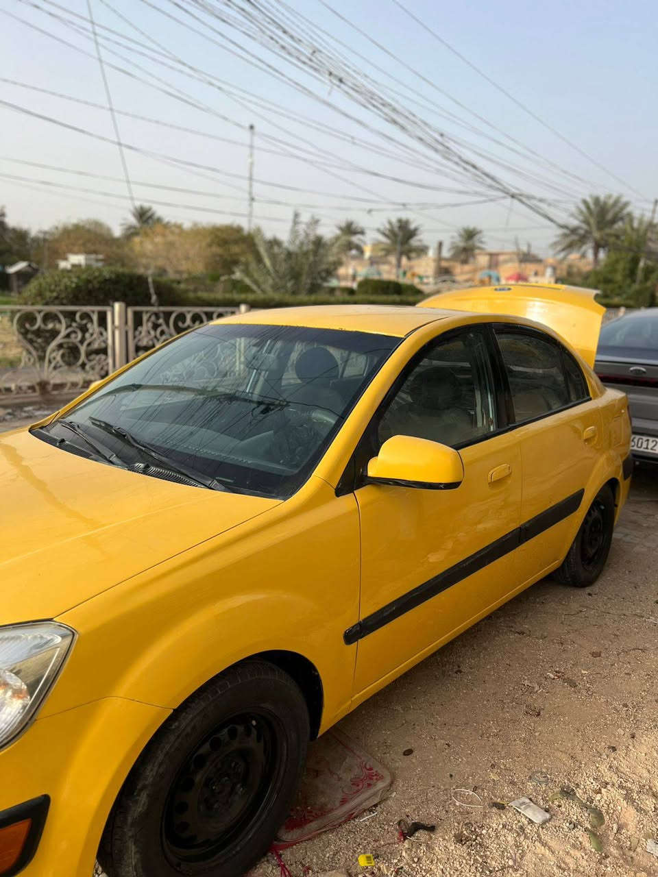 ياالله 
كيه ريو مديل 2008

وارد امريكي
سياره مصبوغه صبغه جديده 
مكينه مبدله جديده 
رقم انكليزي جديد 
حداديه نضيفه
مصفره هيئه وغرامات 
سياره جاهزه مابيه اي نقص

السعر 70 وبيه مجال حك الحيه
مكاني كربلاء الحر 
***********
