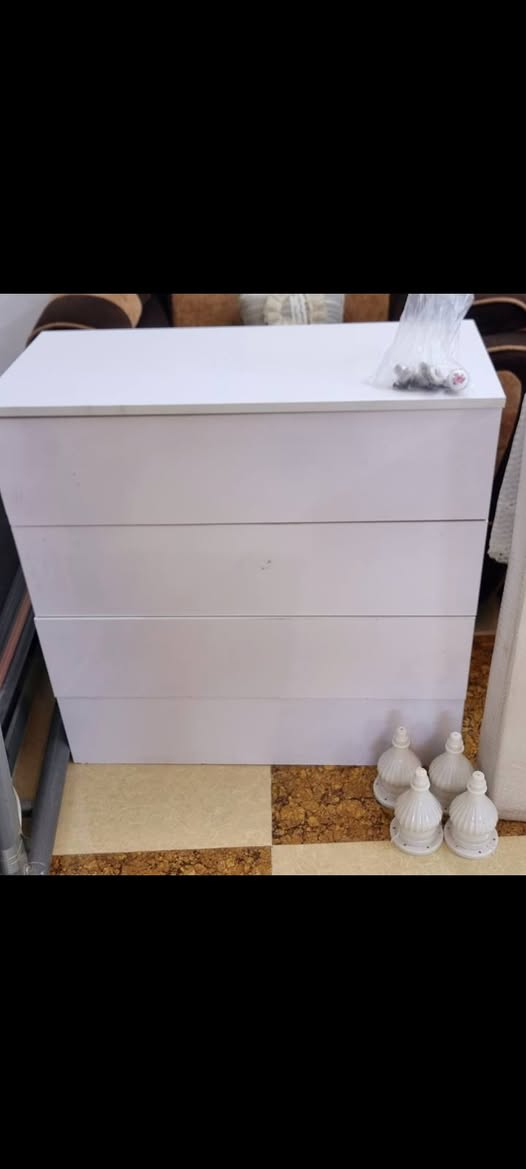 غراض للبيع
الزولية 25

الكنتور 100

ميز تواليت 75

العنوان: التاجي- ام الجدايل

للاستفسار : ***********
