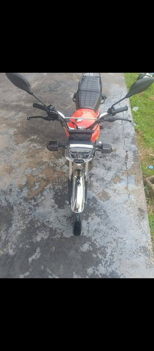 سلام عليكم دراجه البيع موديل 2025زيرو مستعجل على بيعتهه السعر خاص رقم ***********
