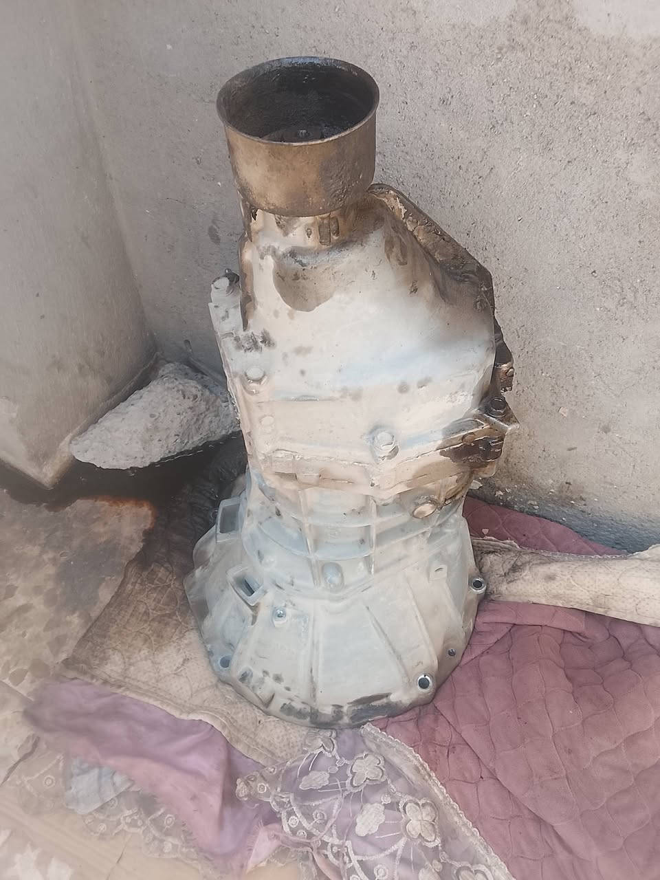 سلام عليكم كير فتون اجوان البيع بس نمره 3 بي صوت فقط كير يحلو لايفلات نمره حلوله بس 3 صوت سعر 150 مكان بغداد الحسينيه الراشديه رقم ***********
