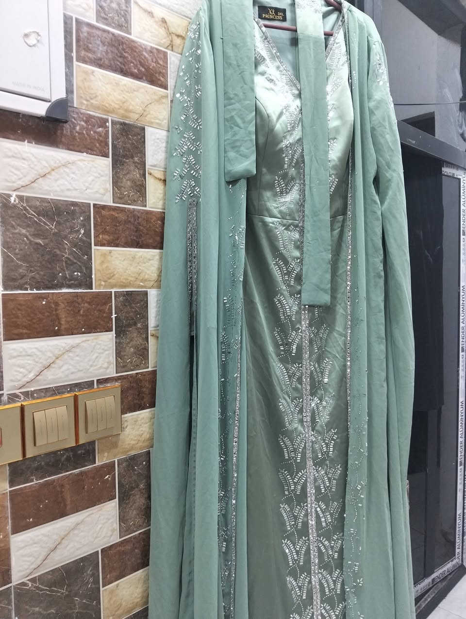 سلام عليكم فساتين مناسبات للبيع قياس xxxL ثنينهن بعدهن جدد استخدام يوم فقط سعرهن 125الف مكان بغداد ابو غريب


**إذا كنت صاحب هذا الإعلان وتريد حذفه لأي سبب، رجاءا أرسل رسالة إلى الدعم الفني**