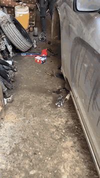 السلام عليكم حداد مضبوط وعلي واحد ناصريه علي العبودي ‭٠٧٨٠ ٣٨٥ ٢٠٧٨‬تصالوالولد ماقصر وياكم ناصريه
