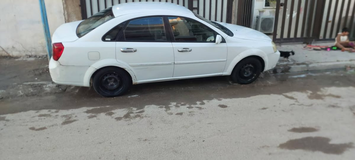 أوبترا ٢٠١٠ للبيع محرك ١٦٠٠ كير اوتو نظيفه بدون صبغ فقط ظربه بسيطه بلجاملغ الايسر رقم قادسية مشروع وطني تحويل بغداد للاستفسار *********** متوفر واتساب
