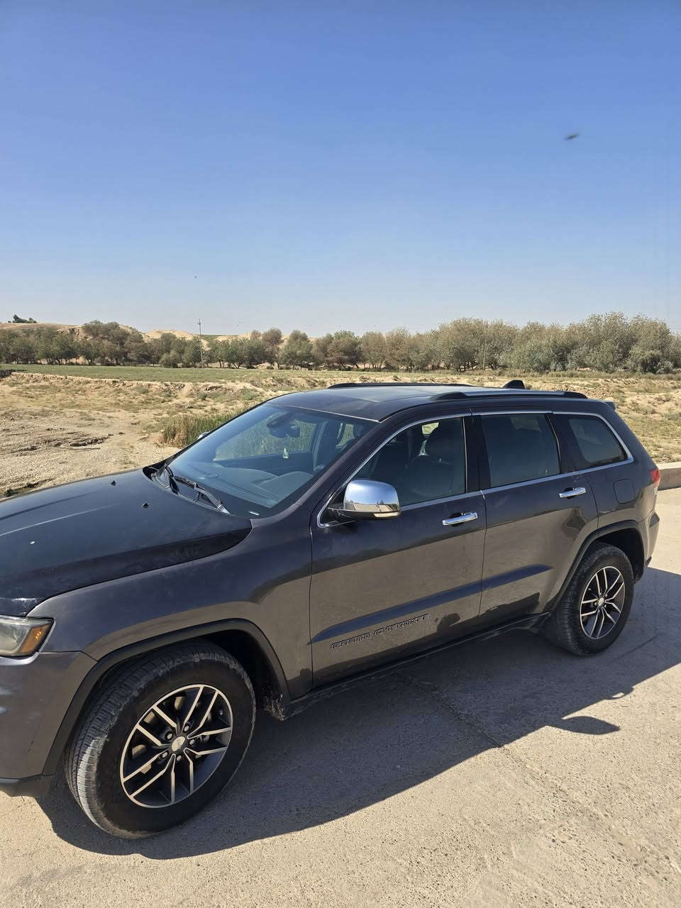 السعر 220
جيب كراند شيروكي موديل 2018
تلث قطع 3
للإستفسار ***********
