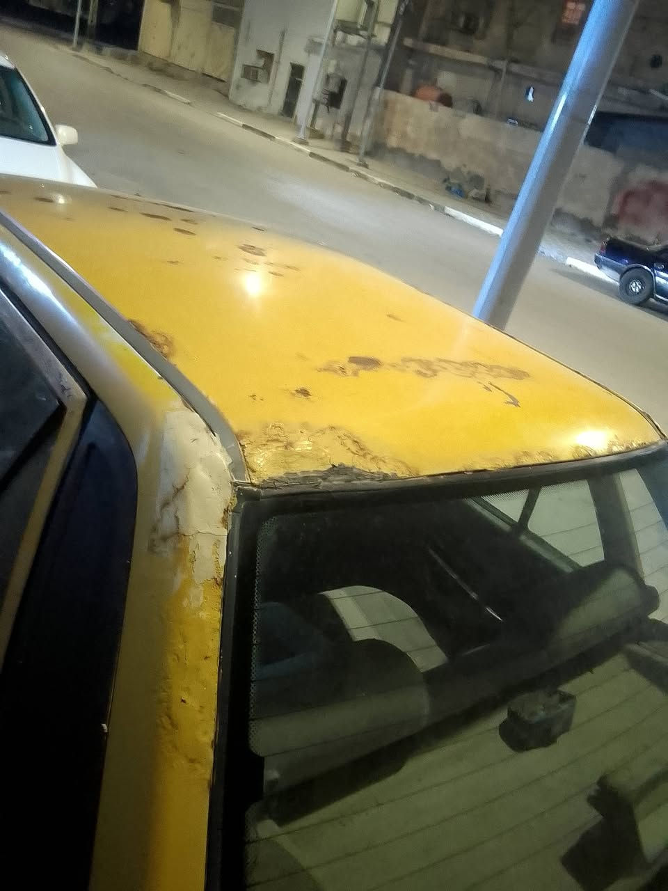 سلام عليكم سياره للبيع سايبه موديل 13سياره جاهزه من كلشي سعر  13 بيه مجال كلش قليل  كير ومكينه كفاله مكاني بصره زبير رقم الهاتف ***********
