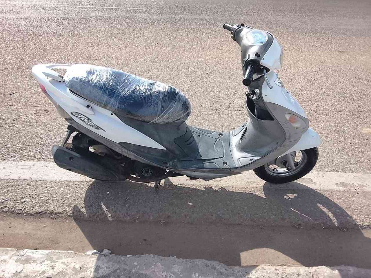 دراجة ماكس قجمة نظيفه كلش مختمه كلهه نكره سلف  كلشي شغال سلف شغال كلوب كدام عالي وناصي شغال سكنات شغال بريك شغال اشاير شغاله هورن شغال قفال ستيرن شغال من شتريته كال مامفتوحه وعندي مانفتحت ابد درجة تخبل سعر 600 وبيه مجال مكاني موفقيه  رقمي. بي واتس اب ***********
