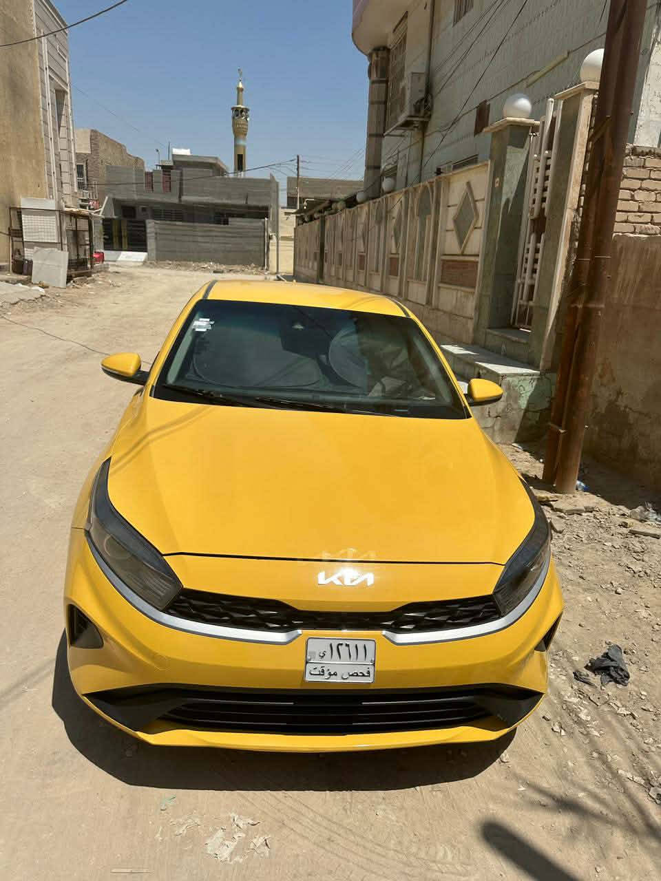 السلام عليكم ورحمه الله وبركاته فورتي موديل 22 للبيع سياره بها حاله غرق بها طخطخات بسيطه ترقم خصوصي سعر مناسب الاستفسار عل رقم ‭0772 816 0583‬
