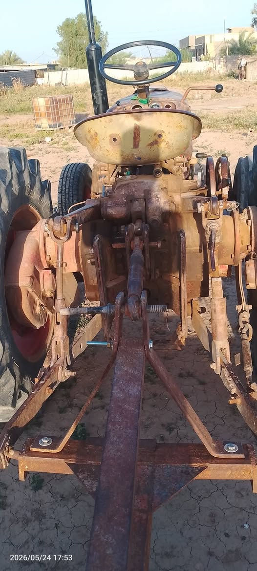 السلام عليكم عنتر للبيع موديل 84 بدون لمكينه جاهزه كير محرك اكسن هدروليك   خير من الله ستيرن باور وراه فدان. ومعدلان وديج لعنوان بابل محاويل  *********** .
