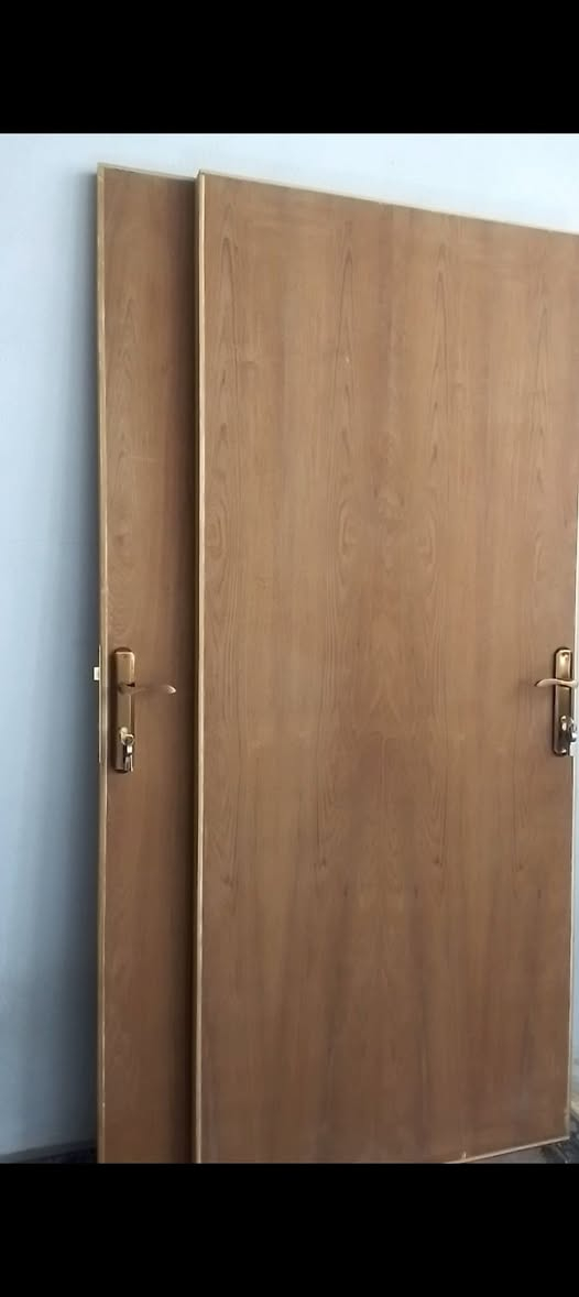 بيبان خشب للبيع تسگام ثگيل جديد مامستخدم بدون جرجوبه


**إذا كنت صاحب هذا الإعلان وتريد حذفه لأي سبب، رجاءا أرسل رسالة إلى الدعم الفني**