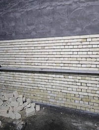 اني خلفة بناء بناء درجه اولى اشتغل طابوك وبلوك واشتغل ع دبل او قطعي 07...